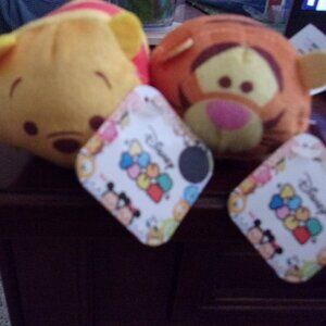 Winnie the Pooh & Tigger small tsum tsum stuffed animal New